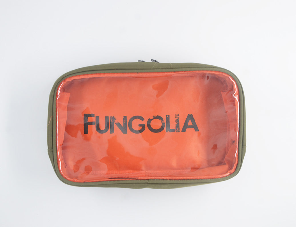 Fungolia Premium 3-in-1 Toiletry Kit