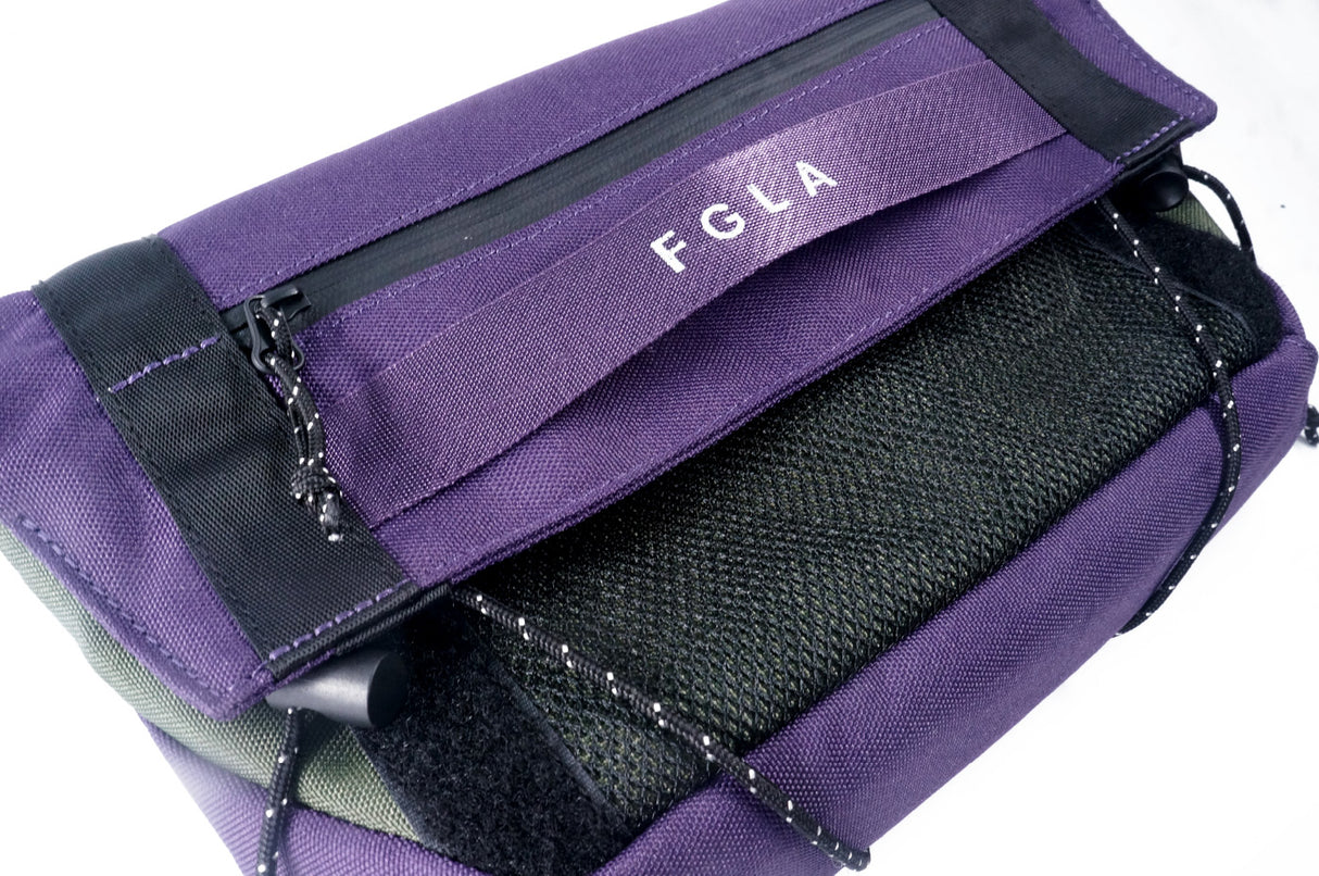 <A 000a001v2> Fungolia multi-purpose pouch (Purple/Olive Green)