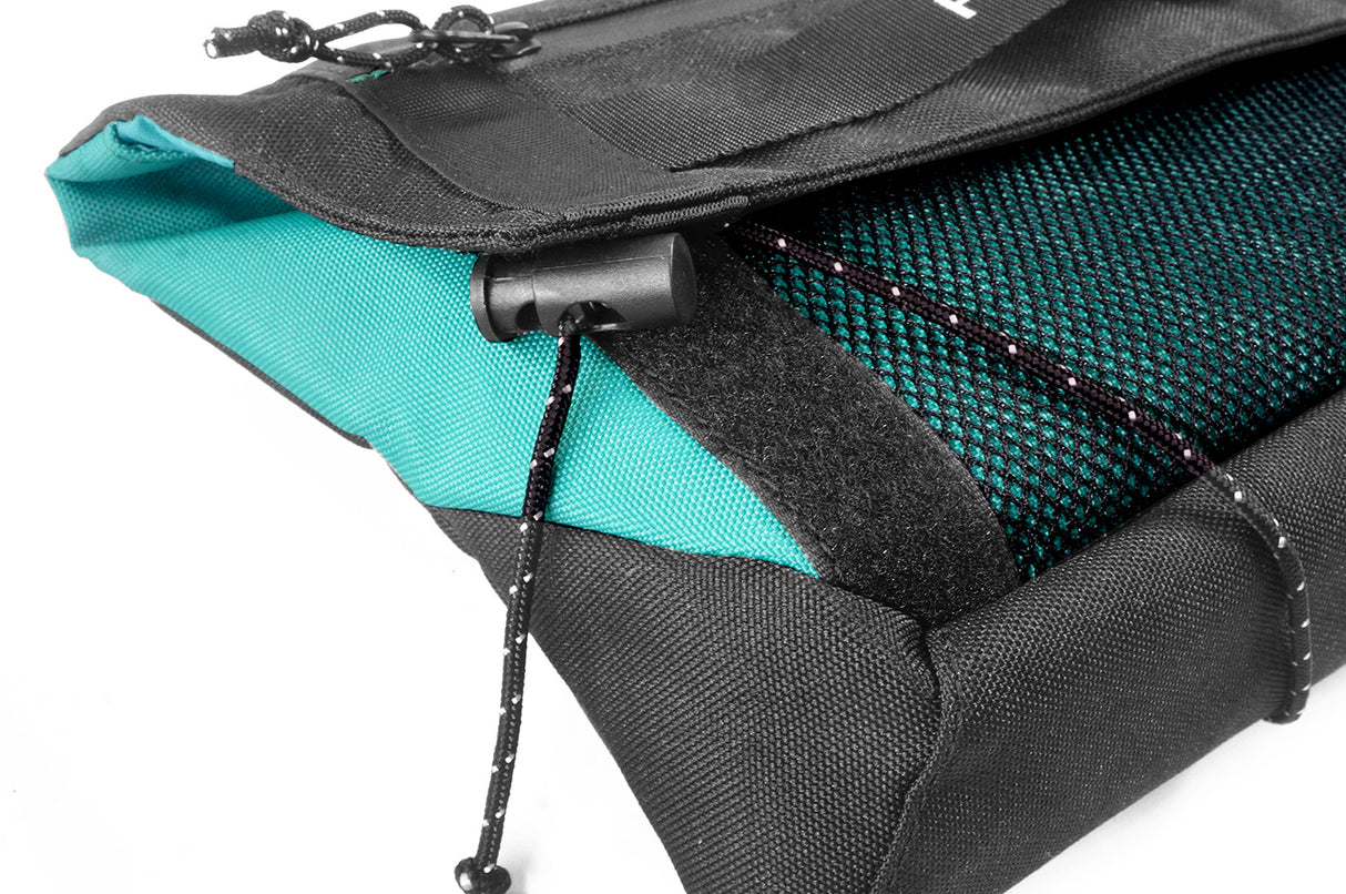 <A 000a001v3> Fungolia multi-purpose pouch (Black/Aqua green)