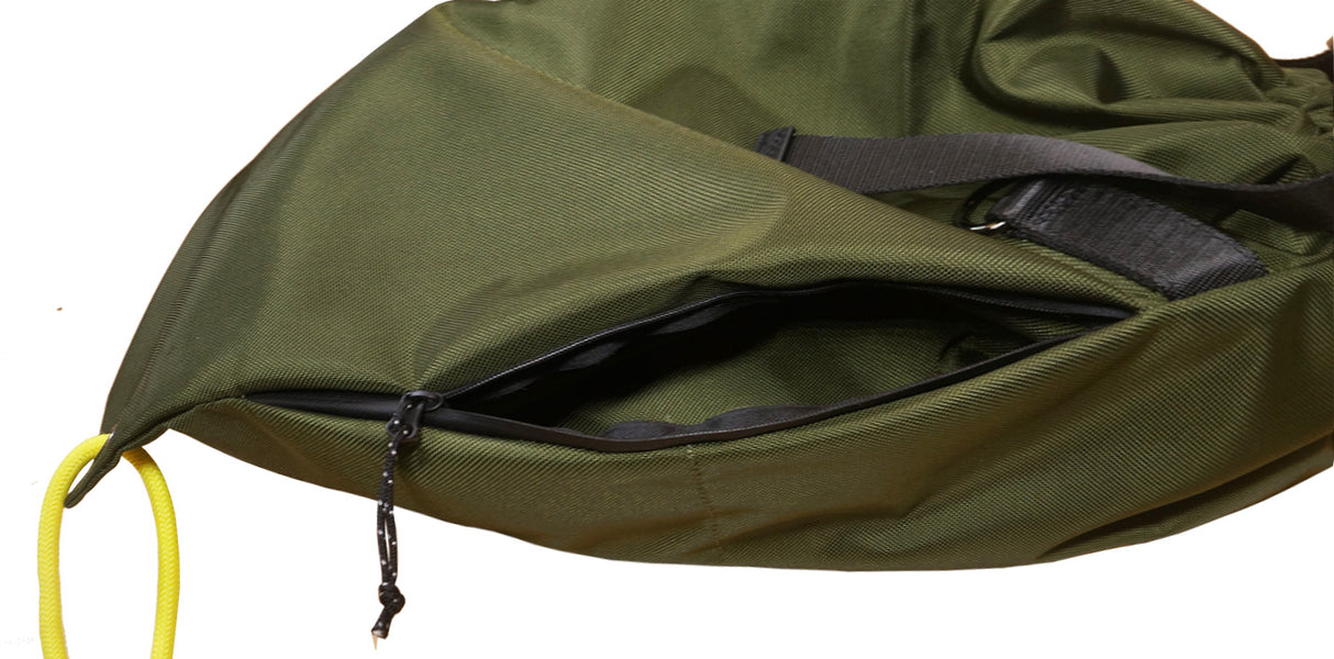 <A 000a001l02> LARGE SIZE Premium drawstring backpack (Green/Yellow)