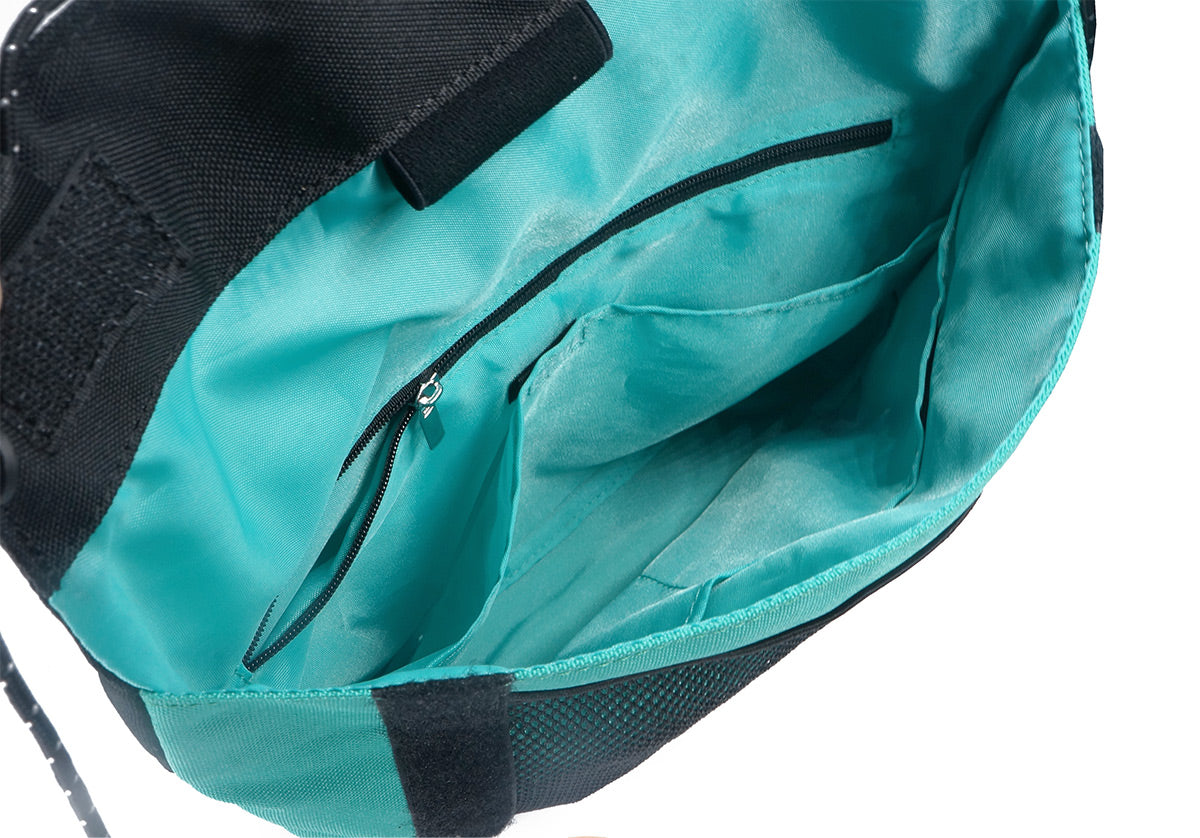 <A 000a001v3> Fungolia multi-purpose pouch (Black/Aqua green)