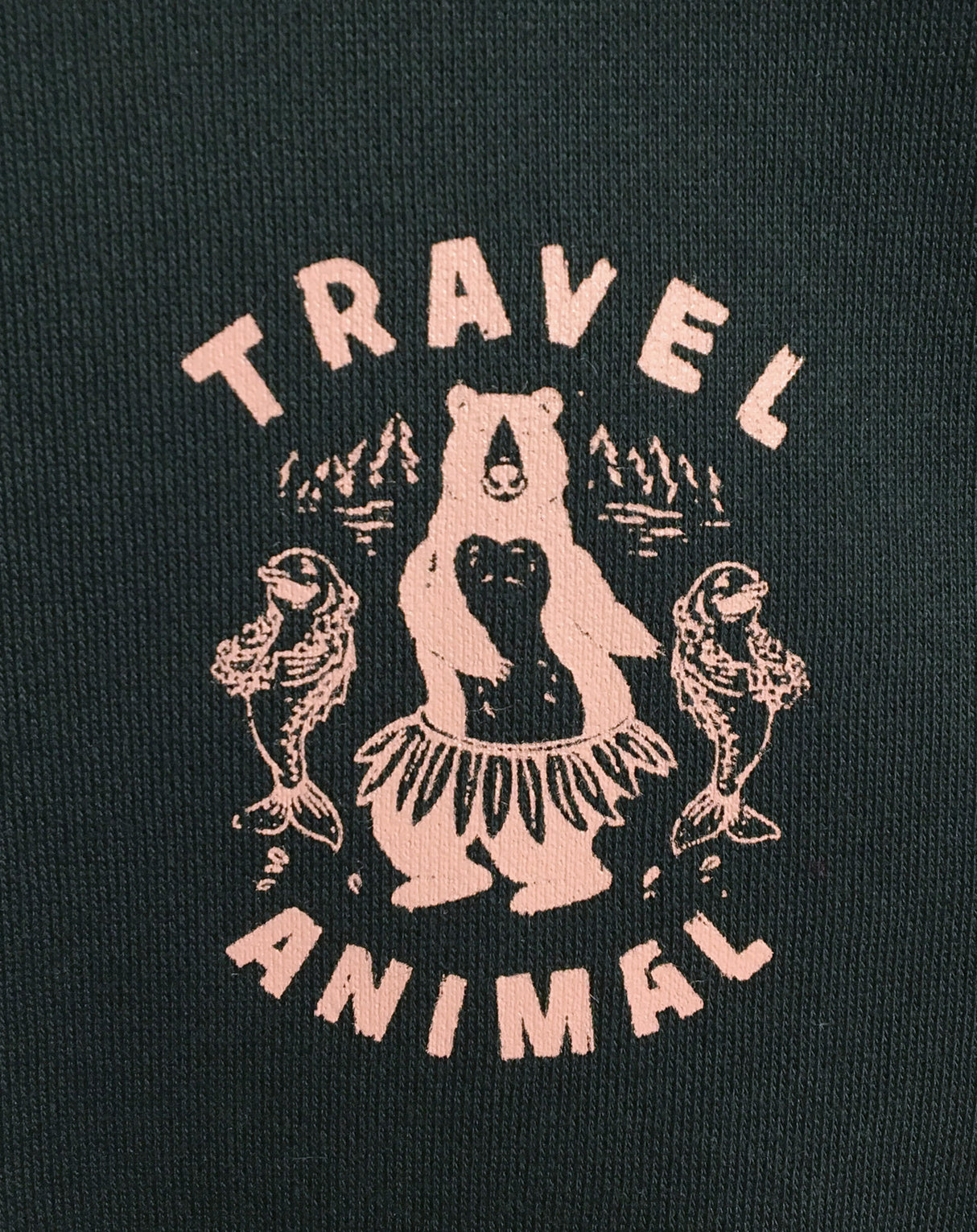 <A 001a98> Fungolia Fleece Crew neck Sweatshirt - TA Bear (Forest Green)