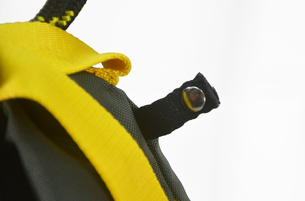 <A 000a56> Fungolia Premium drawstring backpack (Dark Green/Yellow)