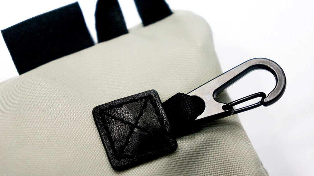 <A 000a22d> Fungolia Essentials - Keys Pouch (Silver Grey)