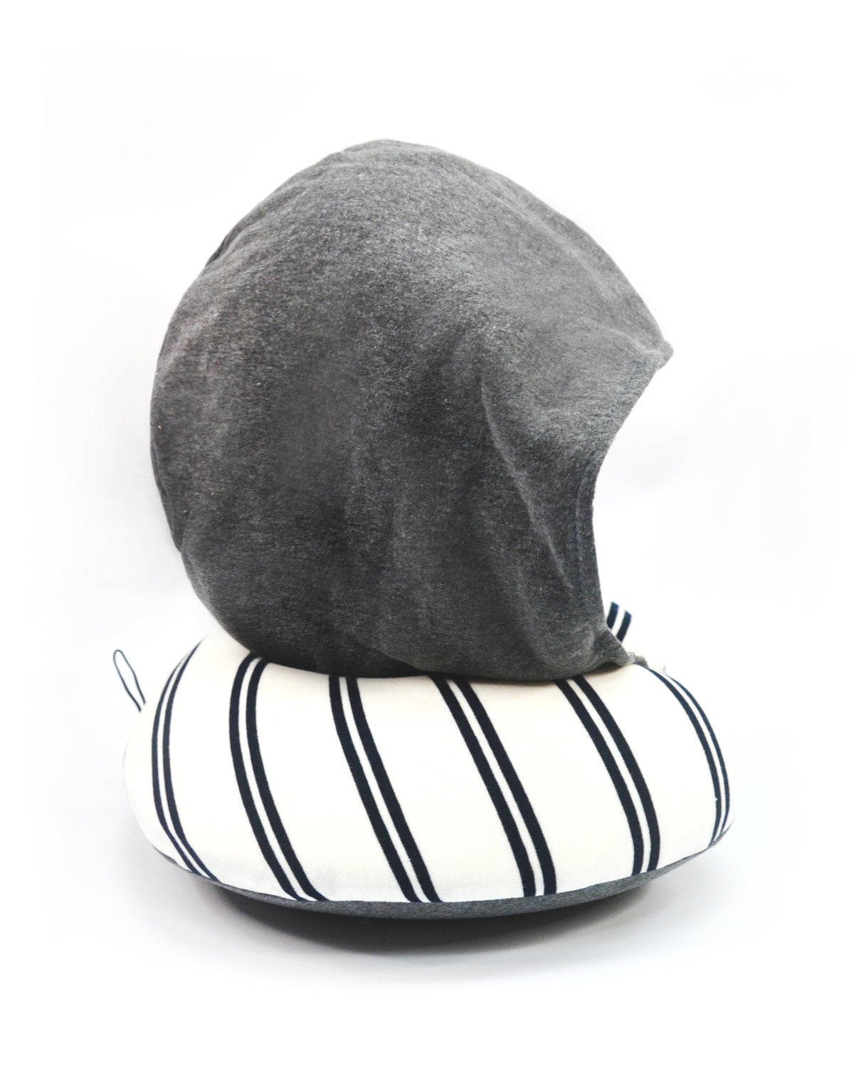 <A 000a62>Stripe Hoodie Pillow - White/Grey Stripe