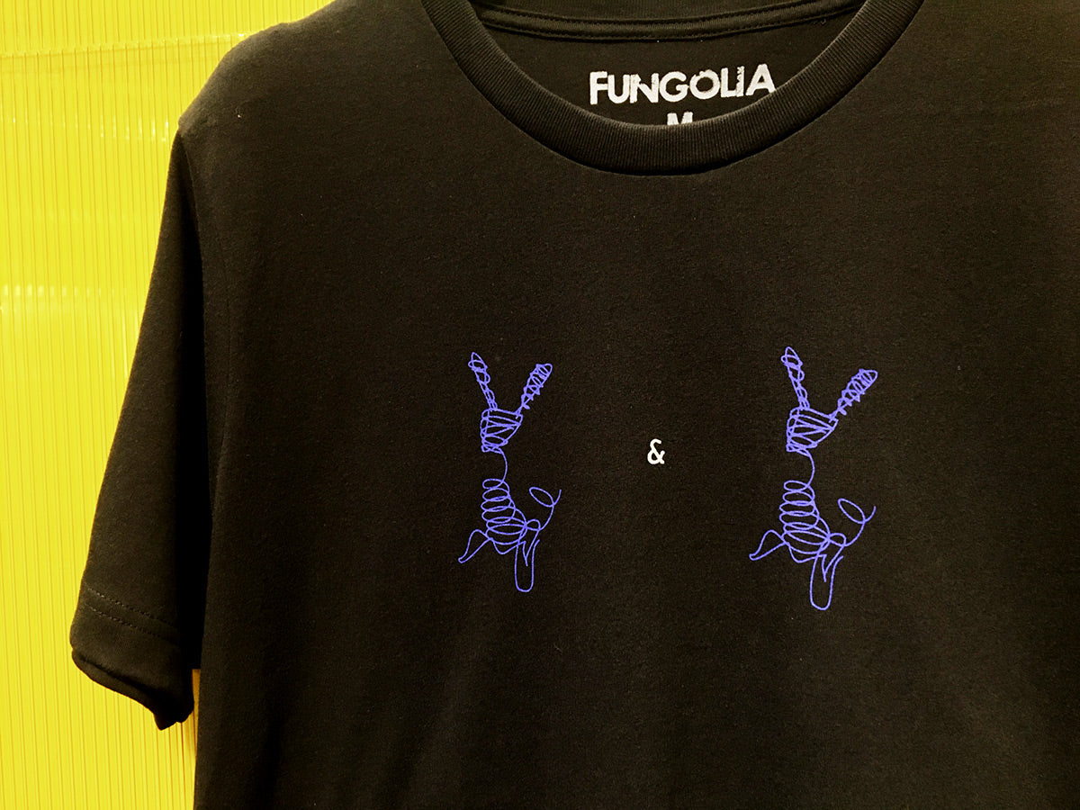 <A 000a004f> Double Bounce Rabbit Tee (Black)