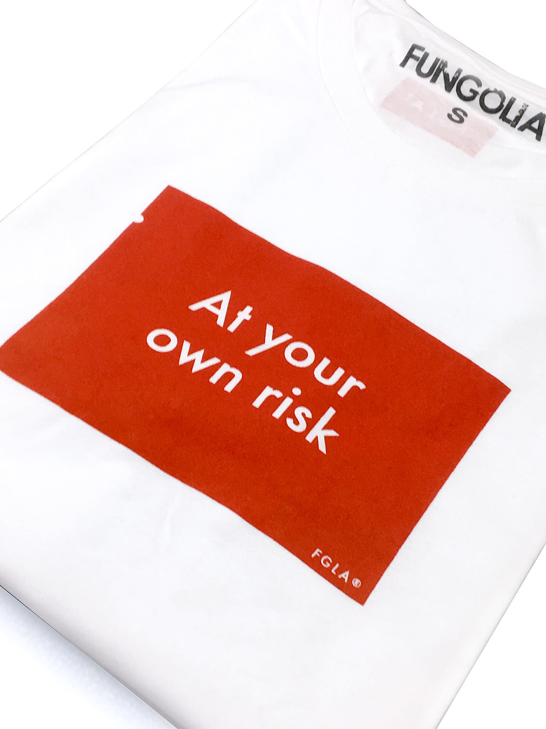 <A 000a002ua> At Your Own Risk - White