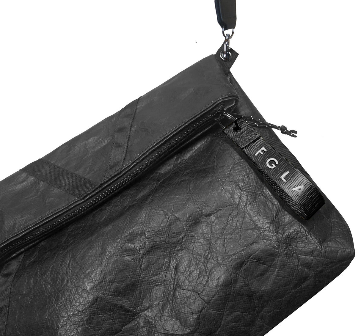 <A 000a001k04> Fungolia Mid-size Tyvek Shoulder Bag (Black) (With KOVID-TEX Antimicrobial Lining)