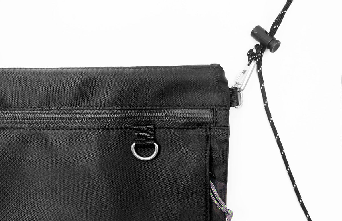 <A 000a20aa> Fungolia Essentials Shoulder Bag (Black)