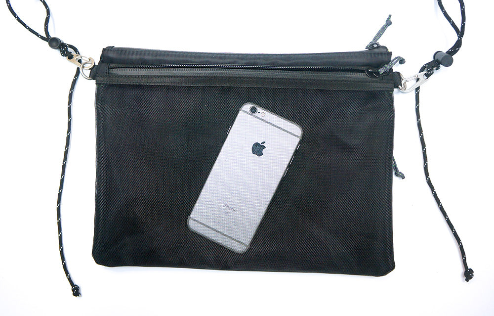 <A 000a20aa> Fungolia Essentials Shoulder Bag (Black)