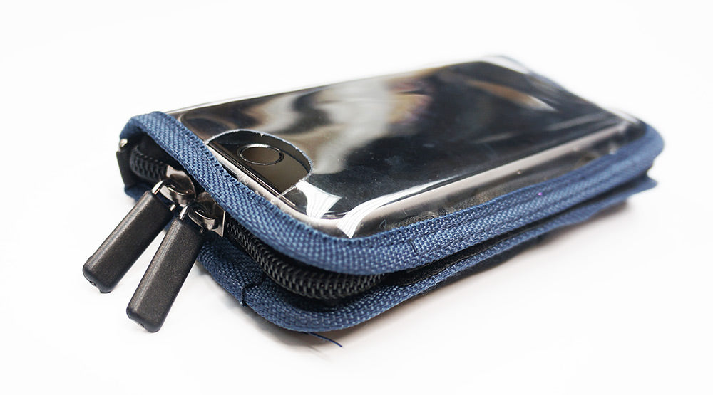 <A 000a001z7> Fungolia Smartphone Charging Pouch (Navy)