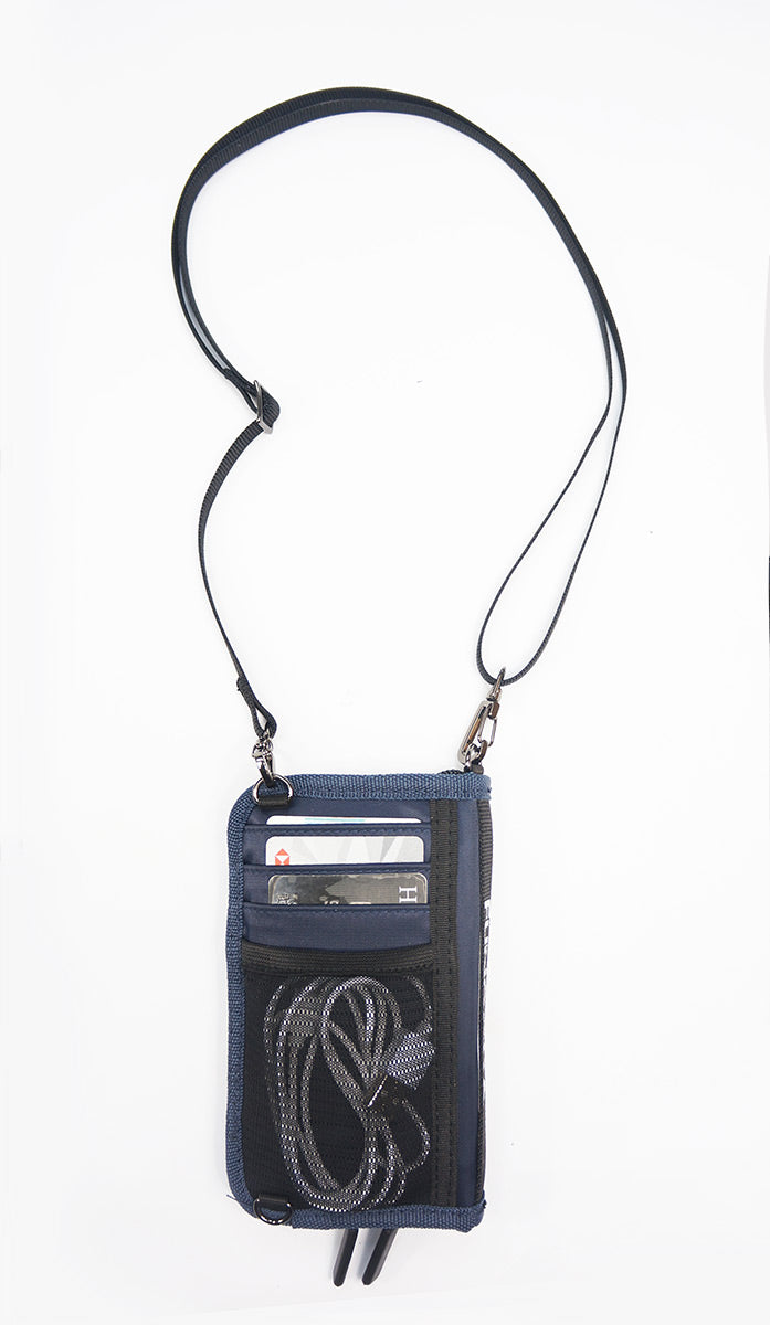 <A 000a001z7> Fungolia Smartphone Charging Pouch (Navy)