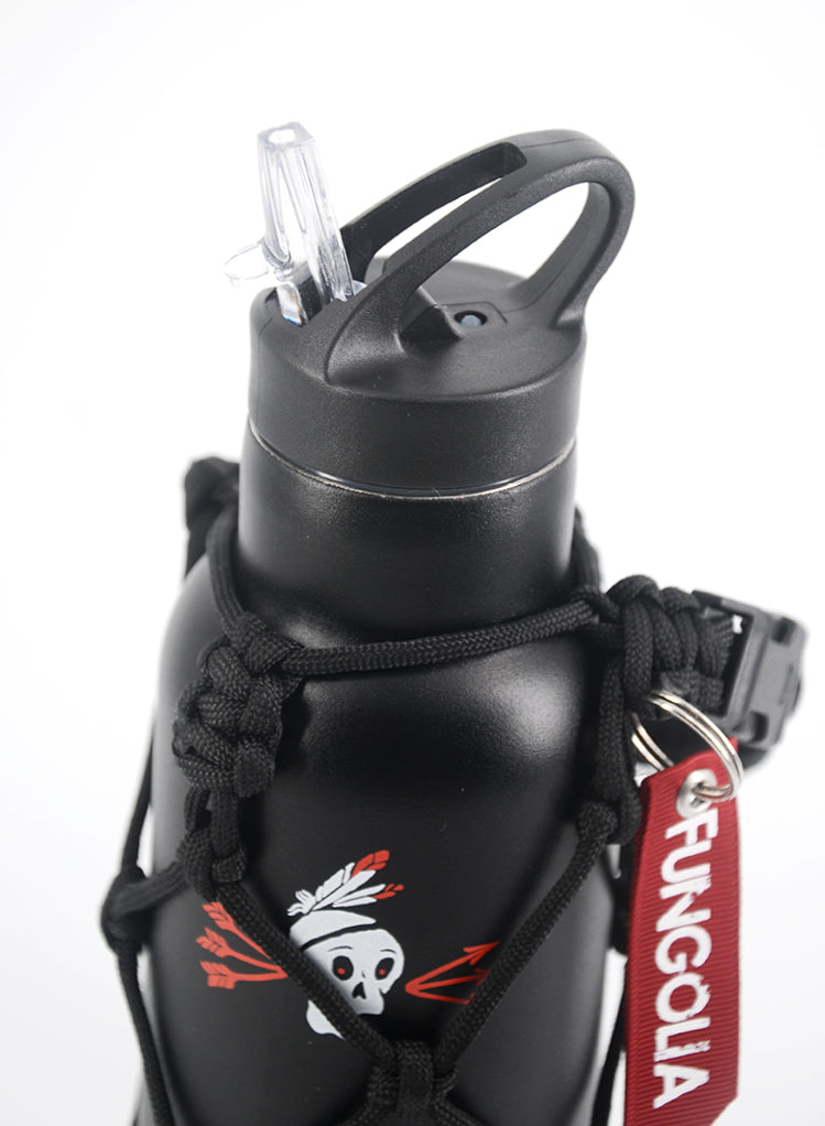 <zzA 000a001y5r1> Fungolia 21 oz double wall insulated stainless steel water bottle with paracord holder (Black)
