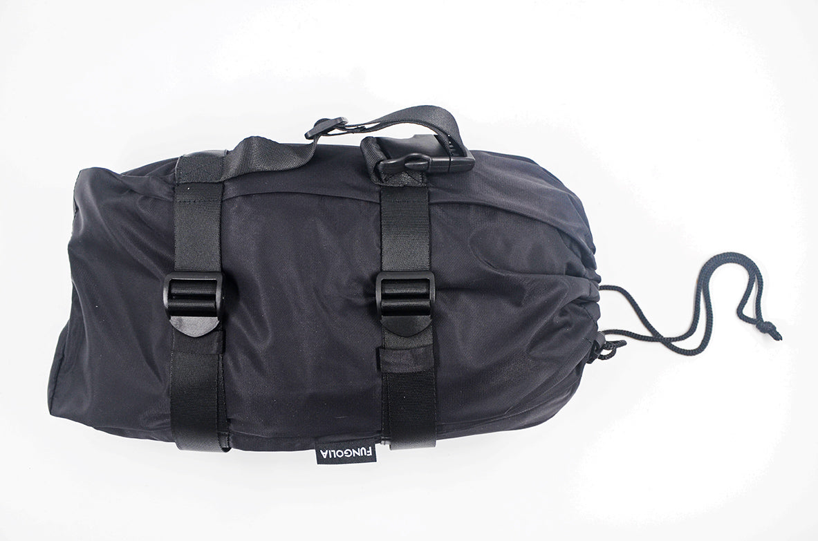 <A 001n>Fungolia MA-1 Memory Foam Travel Hoodie Pillow (black)