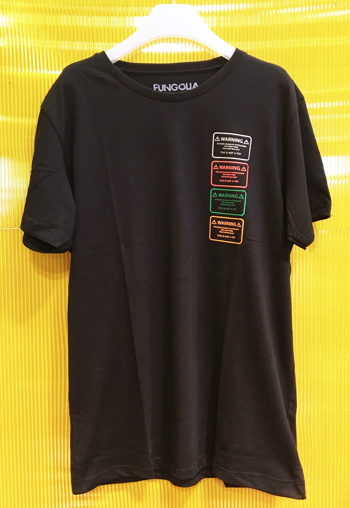 <A 000a002wb> Warnings - Black