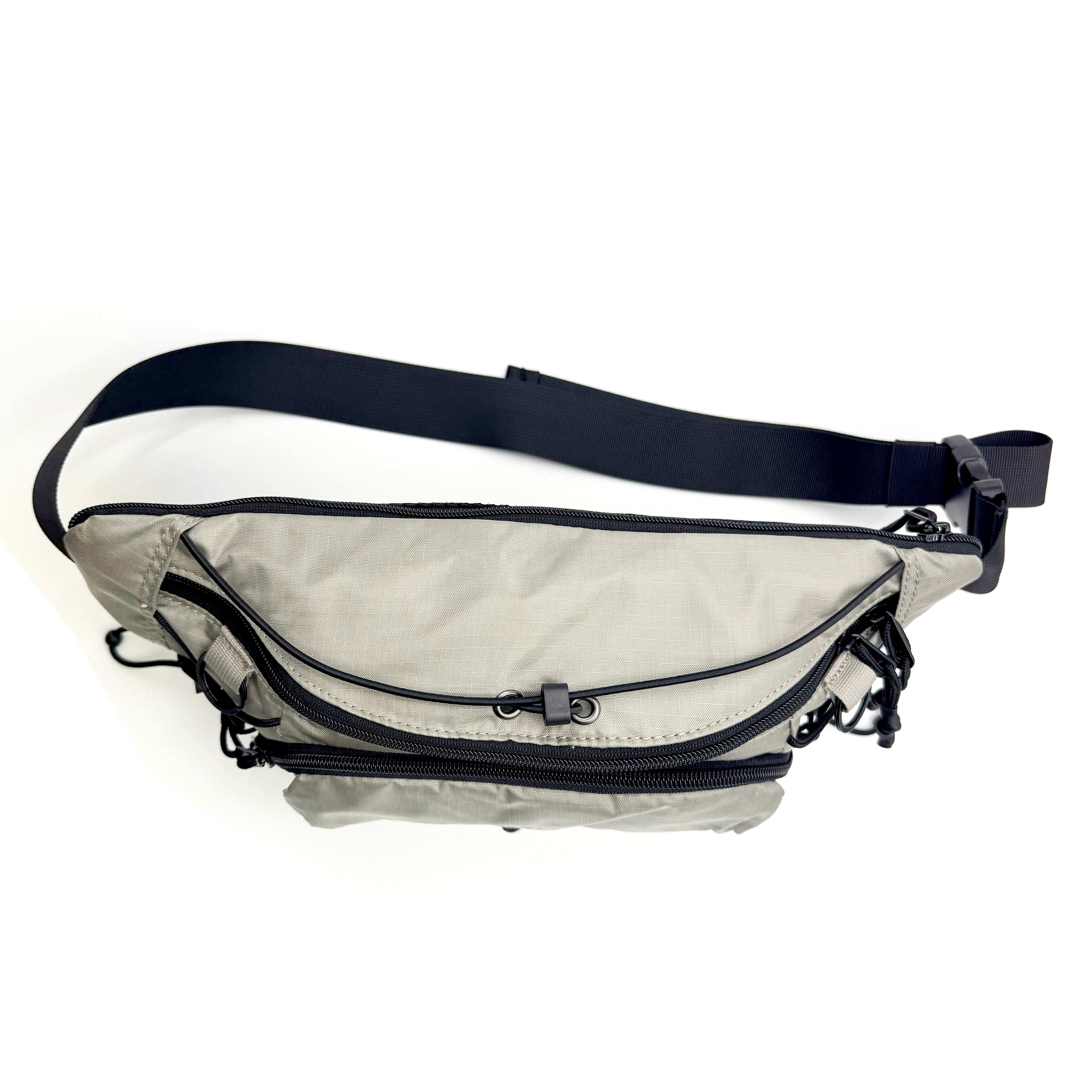 【大人気】FGLA Burban Belt Bag ライトグレー Burban Belt Bag – FUNGOLIA