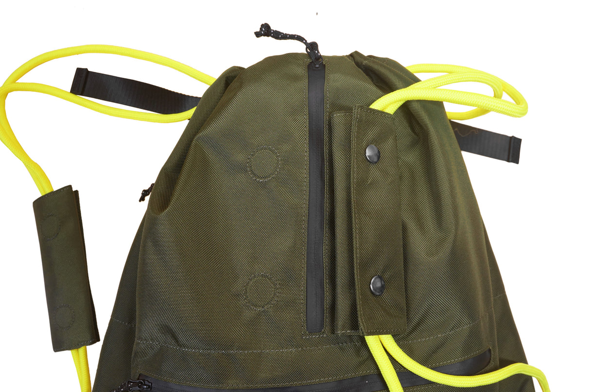 <A 000a001l02> LARGE SIZE Premium drawstring backpack (Green/Yellow)