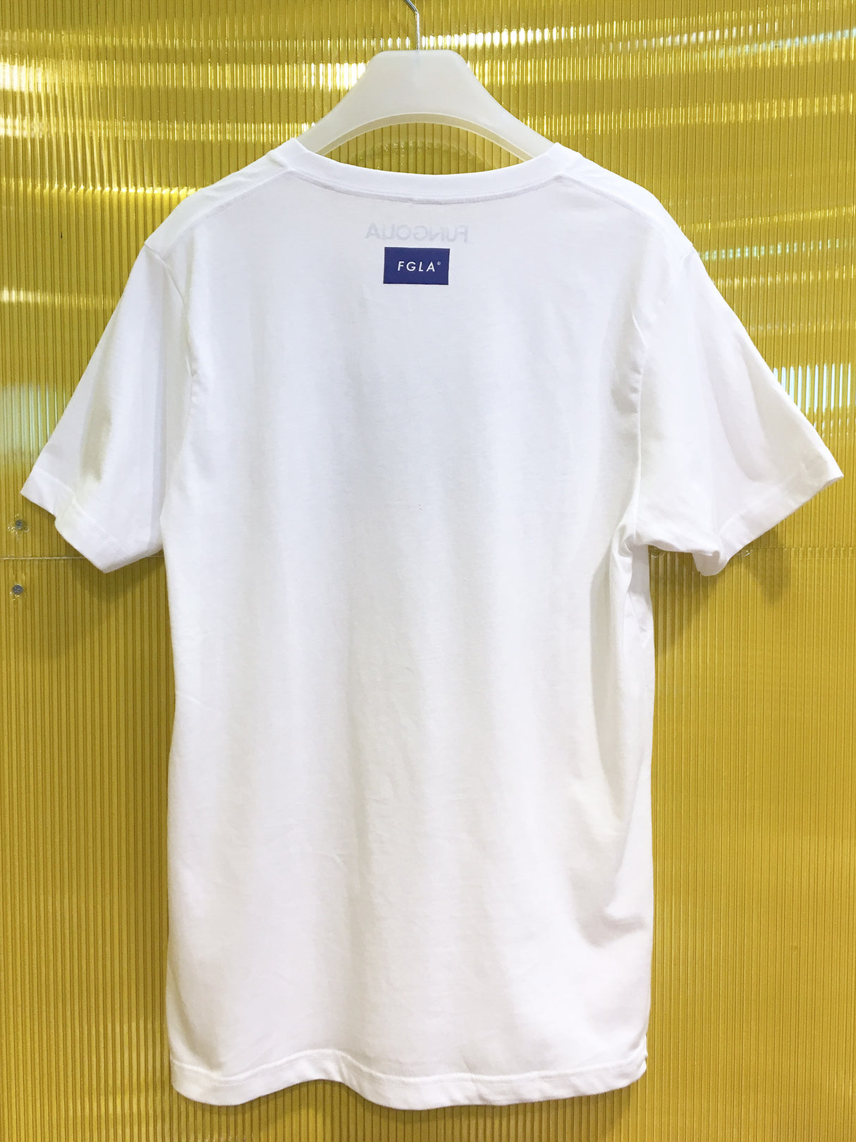 <A 000a002wc> I'm the Boss (2019) - White
